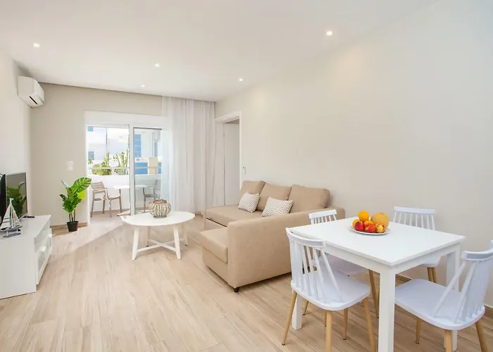 Avi Suites 2